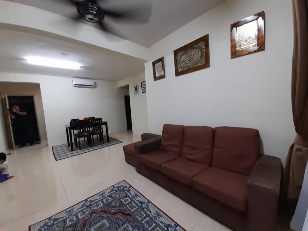Dhuha Homestay @ Seri Alam Masai , Johor Екстериор снимка