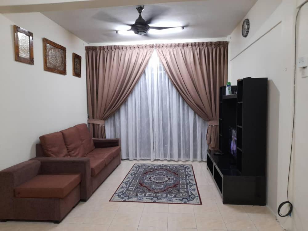 Dhuha Homestay @ Seri Alam Masai , Johor Екстериор снимка